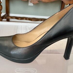 Naturalizer Black Heels Classic Platform Pumps